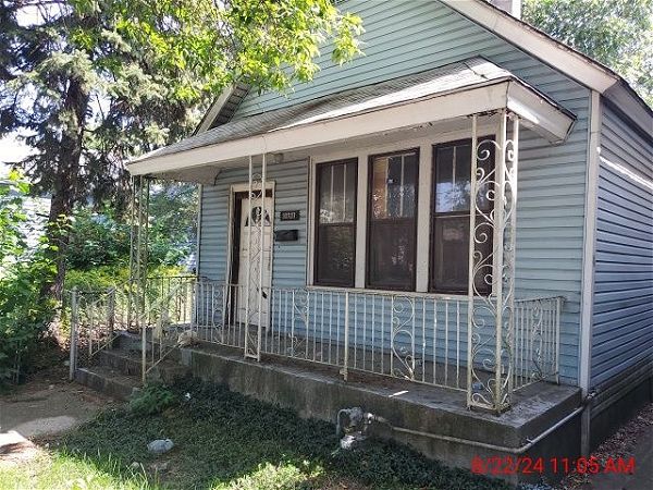 Buffalo Ave, Chicago, IL 60617