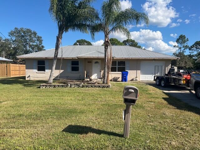 Lemans Dr, Sebring, FL 33872